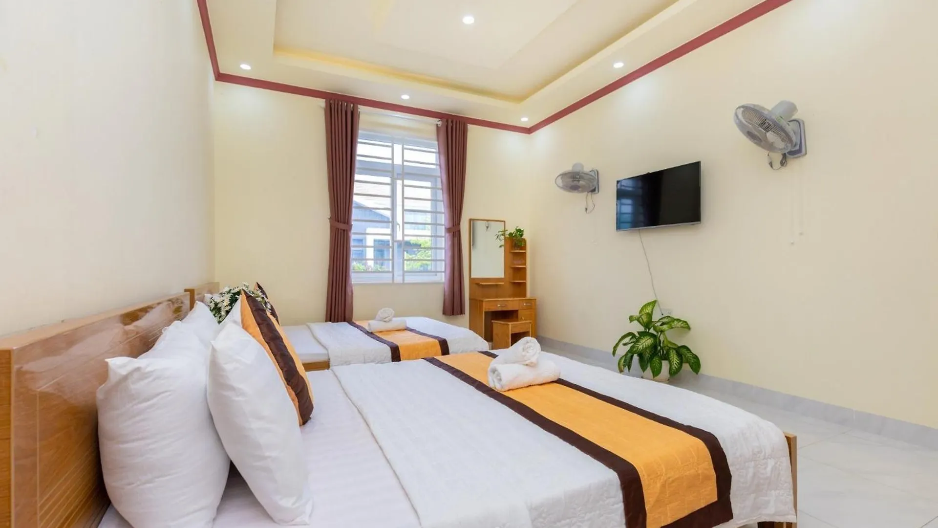 B2-9 Thuy Duong 5 - 8 Phong Ngu - Cach Bien 100M Villa Vung Tau Vietnam